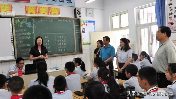 孟津雙語學(xué)校與家長的互動，攜手共育下一代