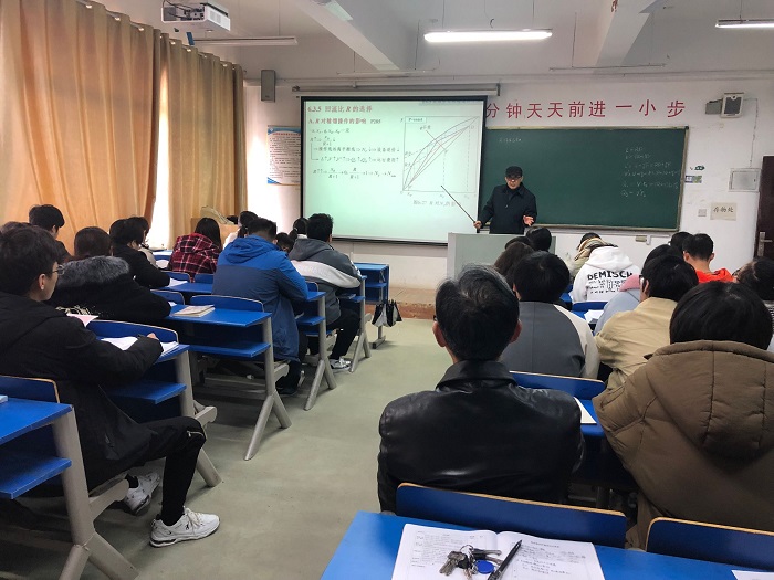 雙語實(shí)驗(yàn)學(xué)校如何利用AI提升教學(xué)質(zhì)量