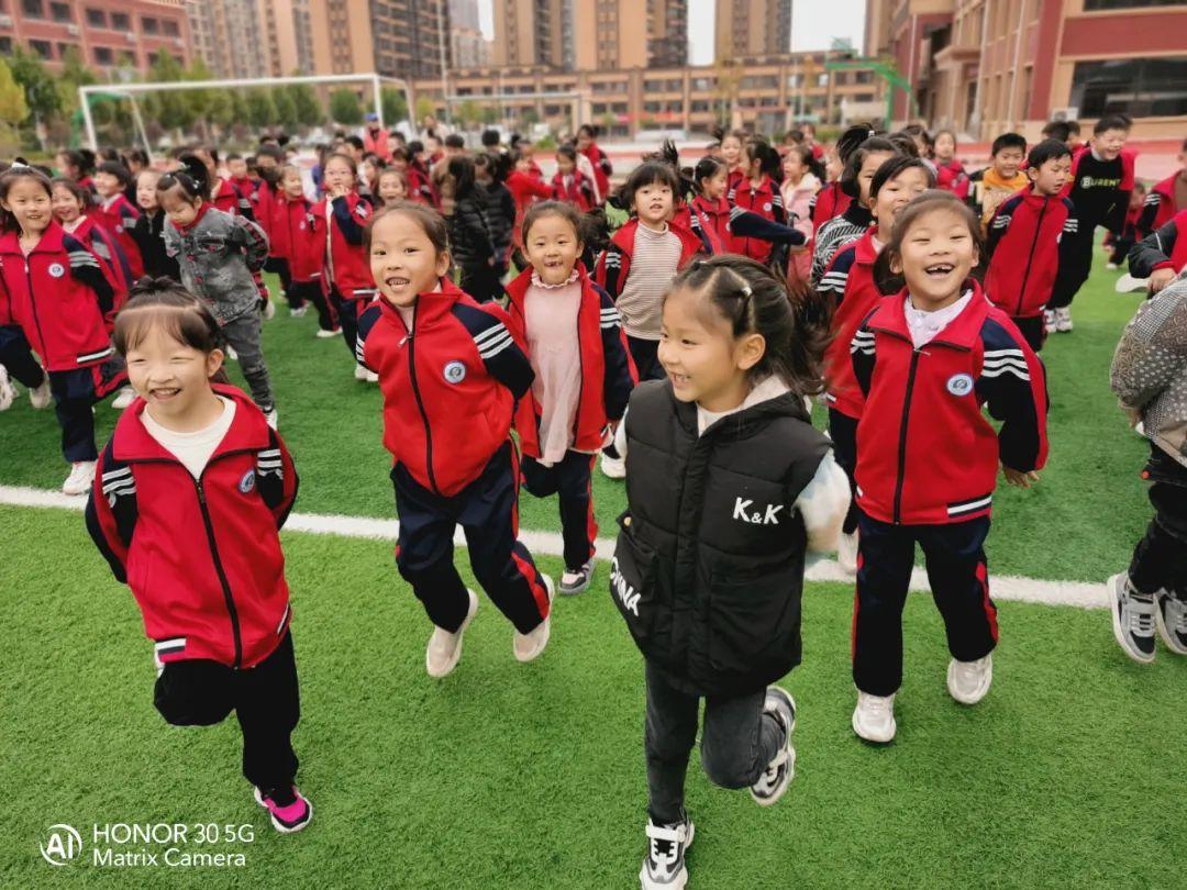 如何在雙語教學(xué)中提高課堂參與度