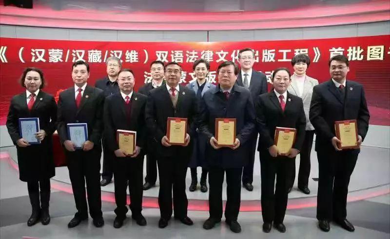 雙語學(xué)校提高學(xué)生英語寫作能力的方法與策略