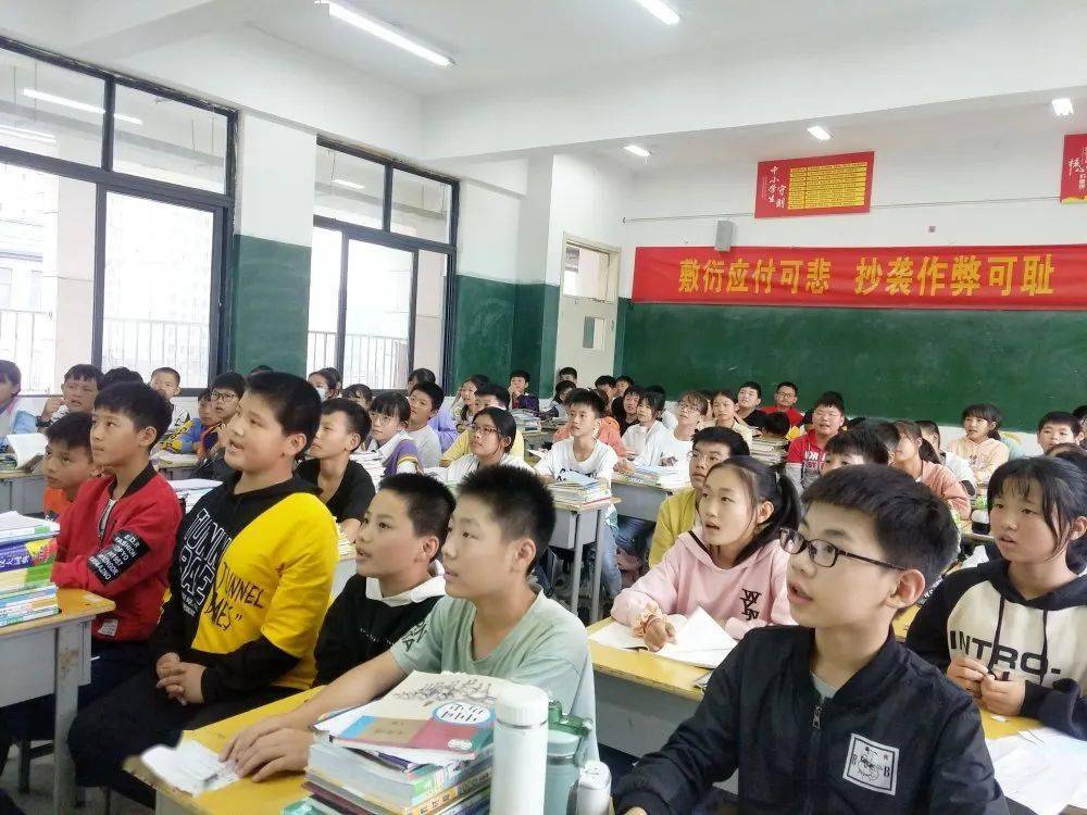 提高雙語學校學生聽說能力的策略與實踐探討