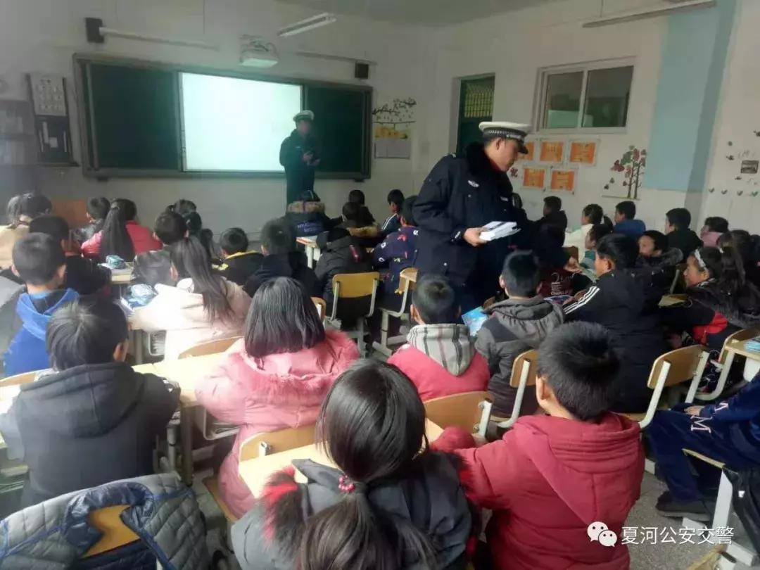 雙語課堂中多媒體資源的有效整合策略