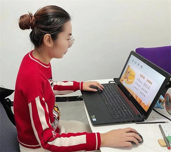 雙語學(xué)校教師教學(xué)水平的提升策略