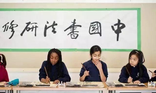 如何優(yōu)化雙語學(xué)校的閱讀課程
