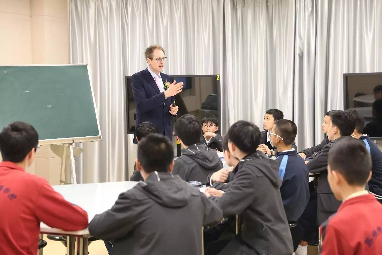 雙語學校如何提高學生的語言應用能力