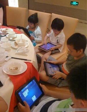 課堂討論如何促進(jìn)雙語學(xué)習(xí)的深度理解