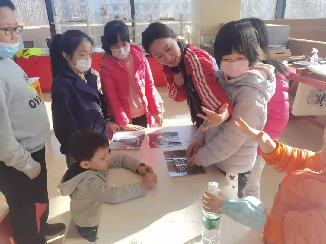如何優(yōu)化雙語課堂的課堂管理策略