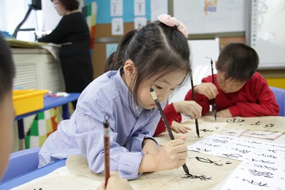 雙語教學(xué)如何培養(yǎng)學(xué)生的跨文化適應(yīng)力