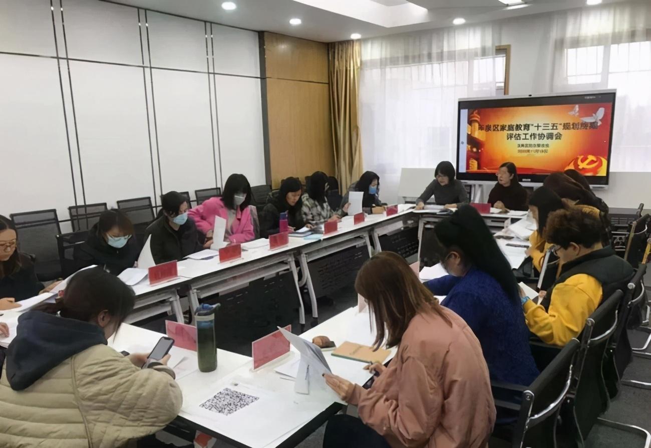 如何優(yōu)化雙語課堂的學(xué)習(xí)評估標(biāo)準(zhǔn)