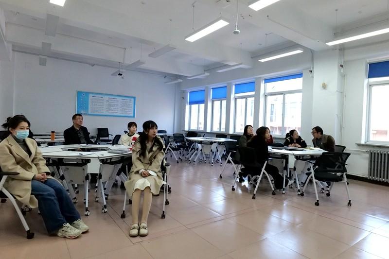 如何提升雙語學(xué)校的教師教學(xué)研究能力