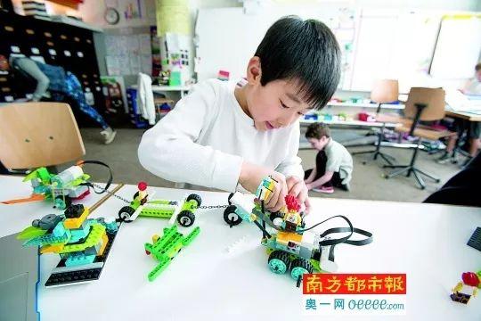 如何優(yōu)化雙語(yǔ)課堂的評(píng)估體系