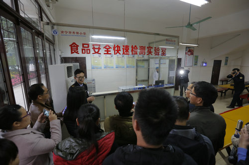 校園食品安全監(jiān)管與學(xué)生參與，構(gòu)建共建共治共享的食品保障體系