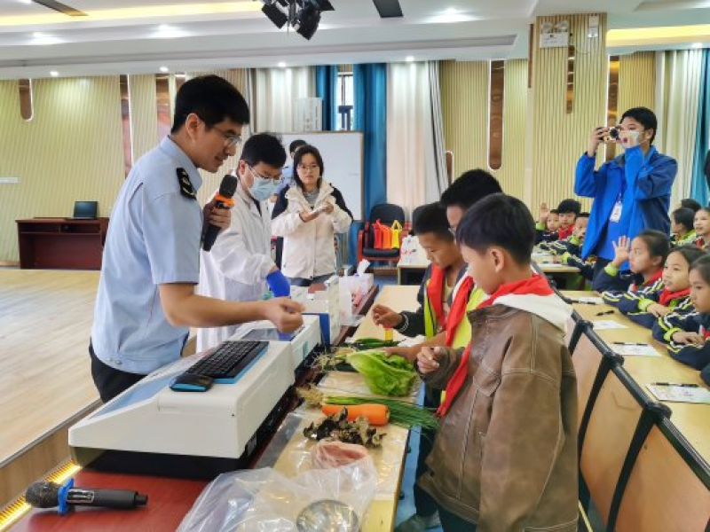 校園食品安全監(jiān)管與學(xué)生參與，構(gòu)建共建共治共享的食品保障體系