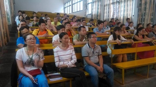 共創(chuàng)教育新生態(tài)，學生社團與教師指導作用的協(xié)同發(fā)力