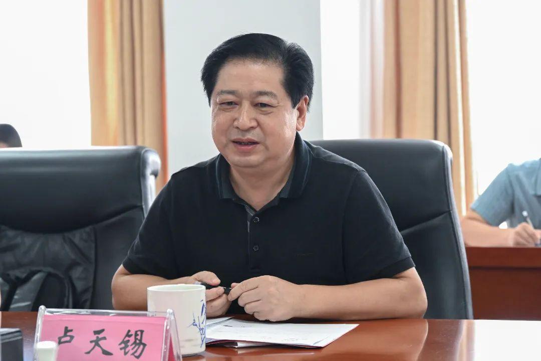 校園體育活動與學(xué)校體育活動品牌打造的探索與實踐