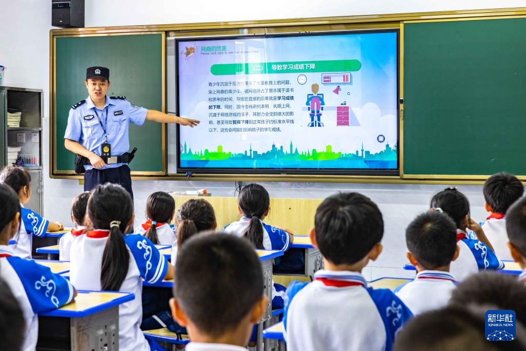 校園網(wǎng)絡(luò)安全與學(xué)校網(wǎng)絡(luò)安全防護(hù)技能提升培訓(xùn)的重要性及其策略