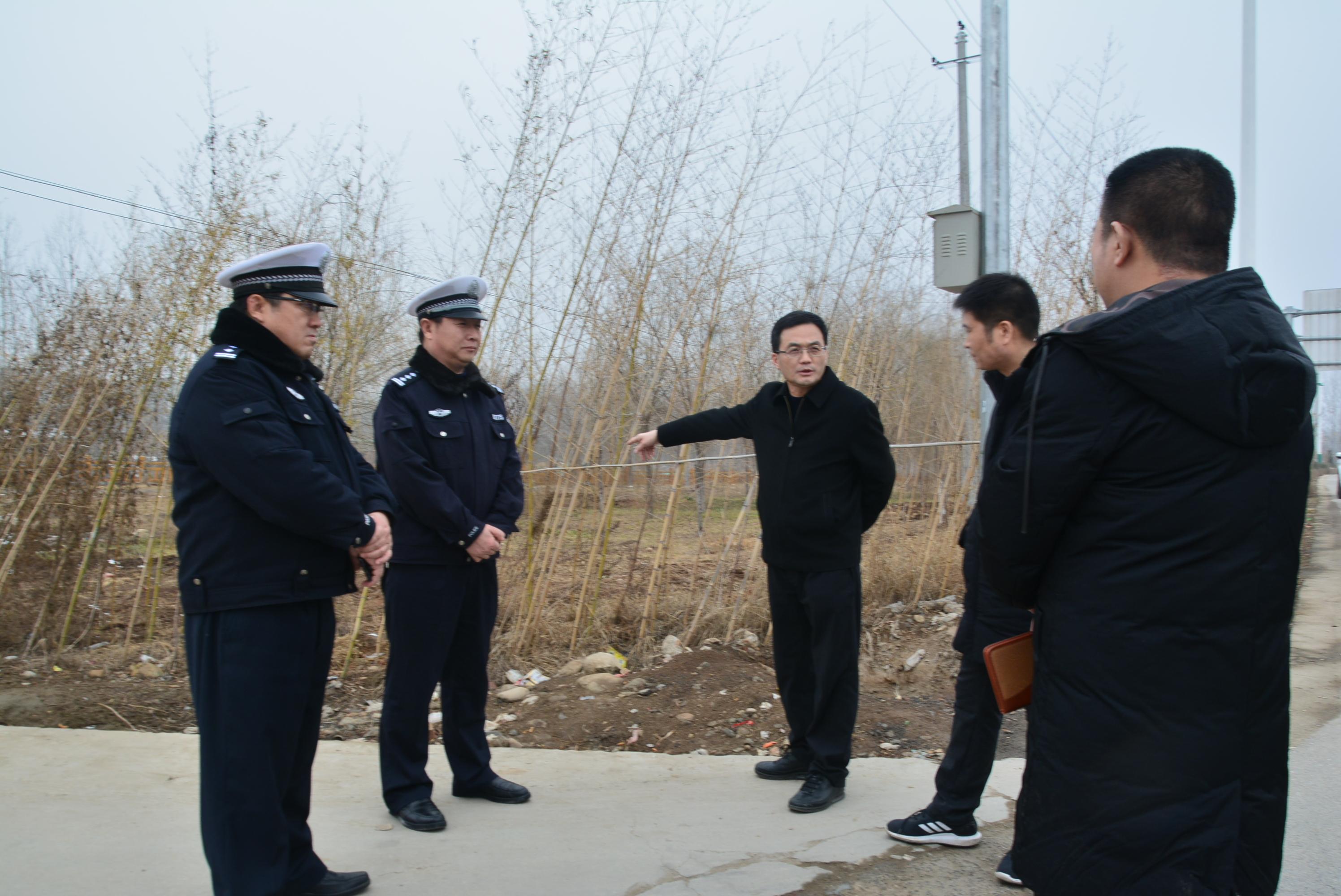 校園交通安全與學(xué)校交通安全教育月活動(dòng)方案