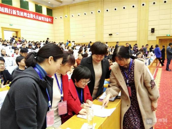 心理健康教育課程與學(xué)校心理健康教育課程的實(shí)踐結(jié)合案例分享