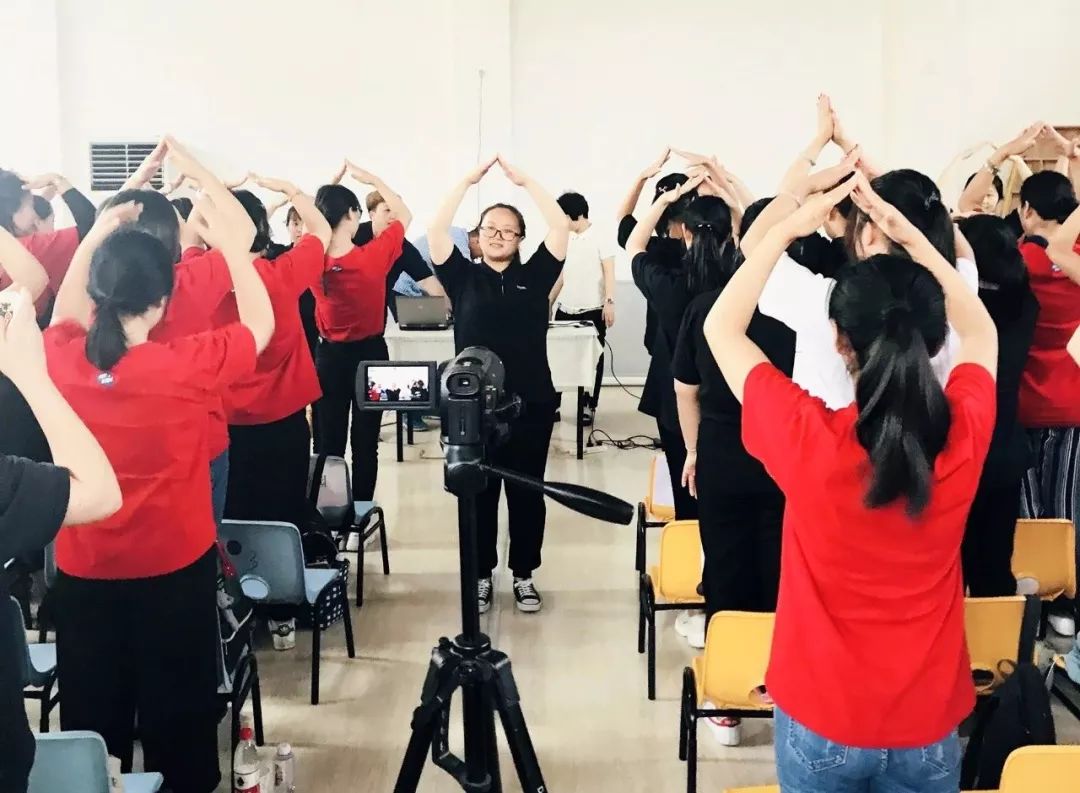 培訓(xùn)課程助力教師展翅騰飛，專業(yè)成長的魅力之旅