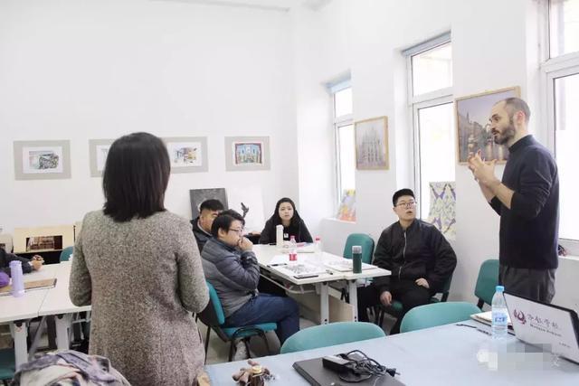 研討會智慧碰撞，激發(fā)教學創(chuàng)新靈感