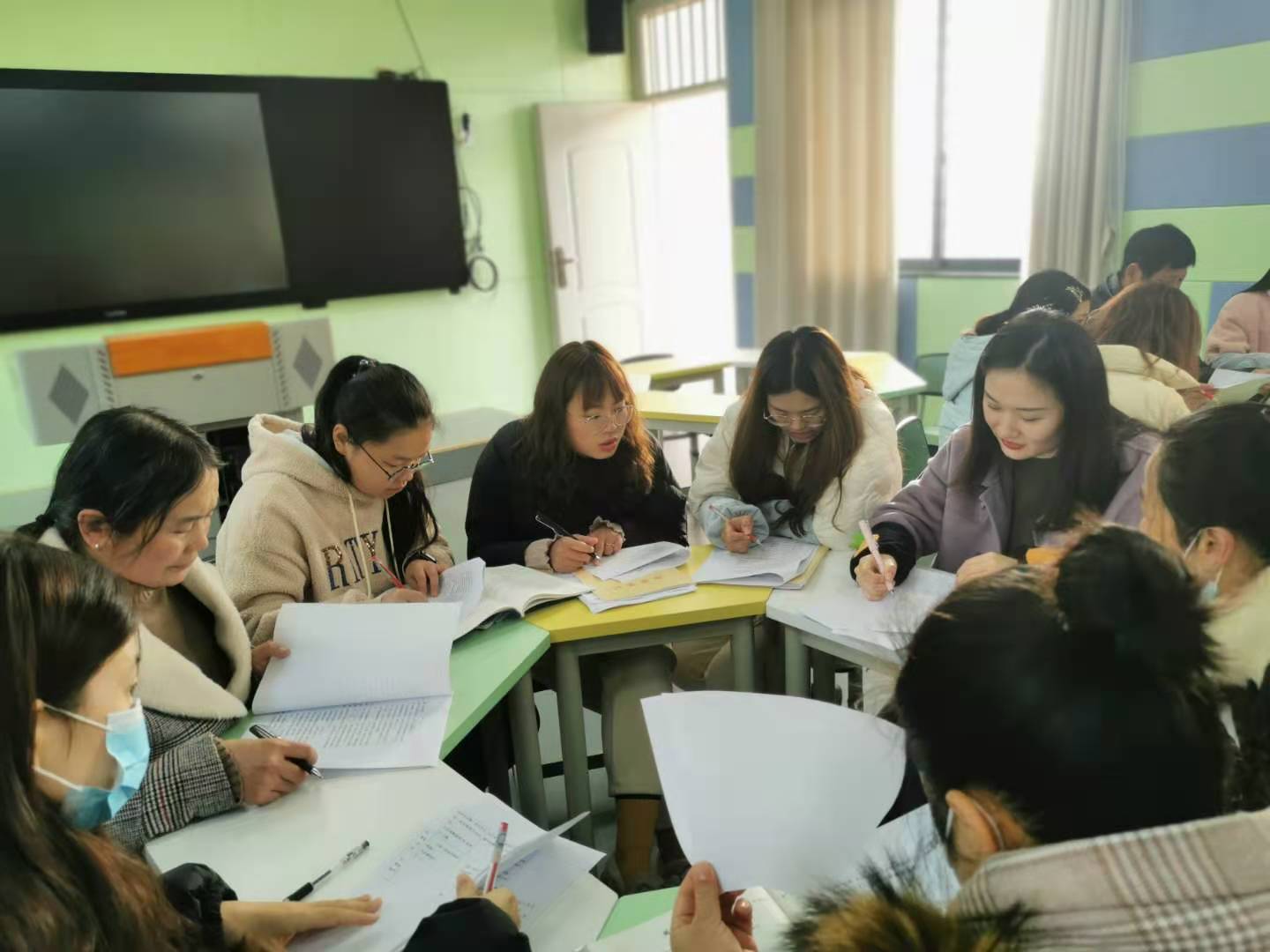 雙語教師如何組織集體備課以提高教學(xué)質(zhì)量