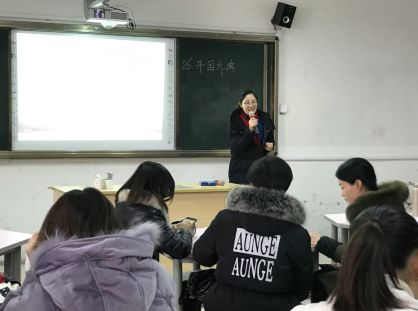 教師團(tuán)隊(duì)如何共享教學(xué)資源與教學(xué)經(jīng)驗(yàn)，共創(chuàng)教育新篇章