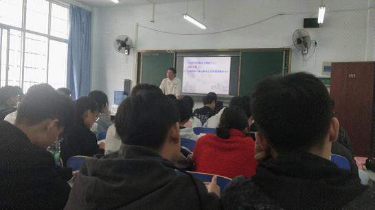 如何通過定期會議增強教師團隊的協(xié)作能力