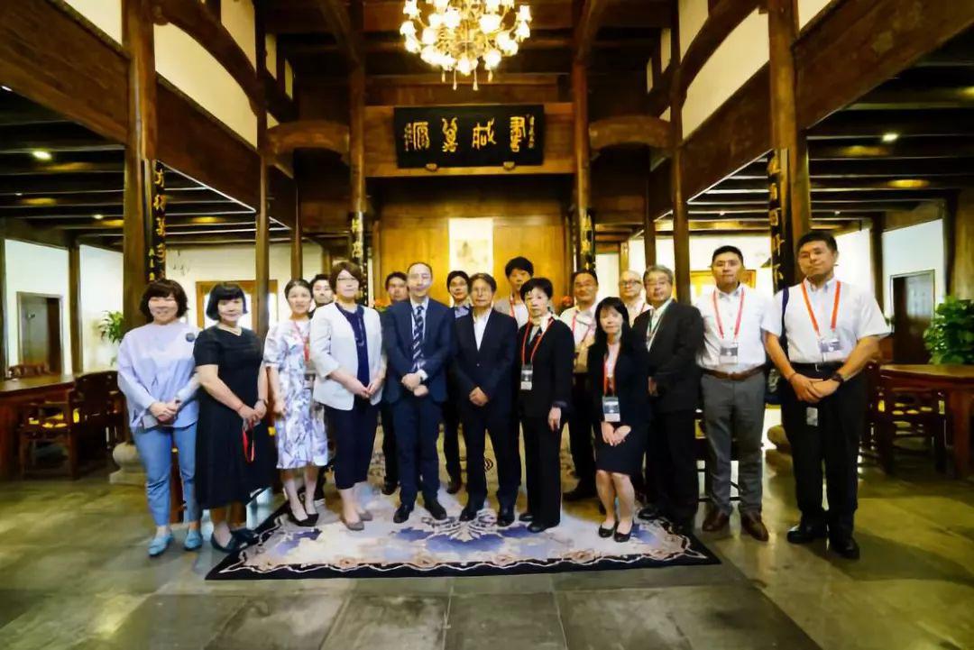 雙語教師如何通過文化融合強化團隊合作與支持力返回搜狐，查看更多