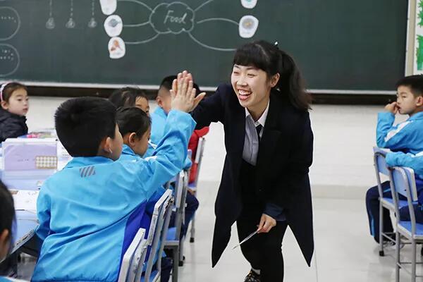 雙語教師如何明確自己的團(tuán)隊角色與職責(zé)