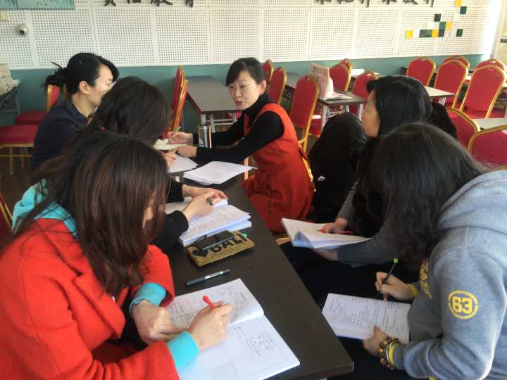 教師團隊共同目標引領(lǐng)下的分工合作實踐路徑