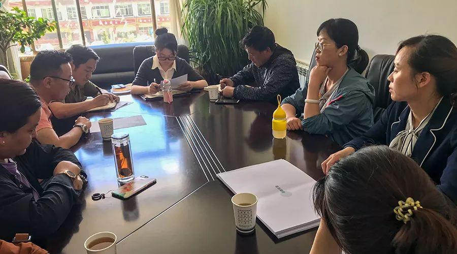雙語教師如何通過學生反饋改善教學與團隊協(xié)作