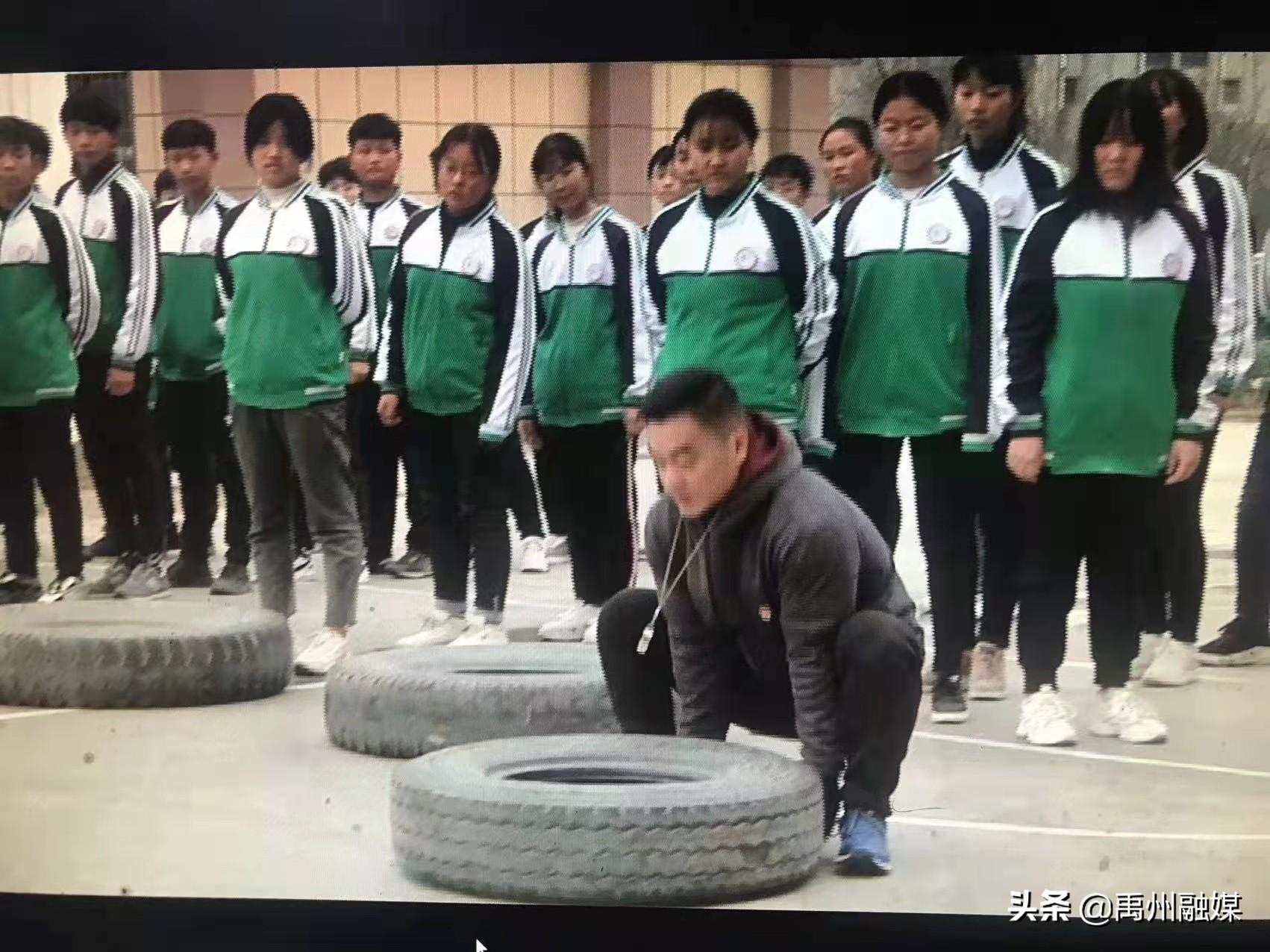 教師團隊靈活協(xié)作模式助力學校蓬勃發(fā)展