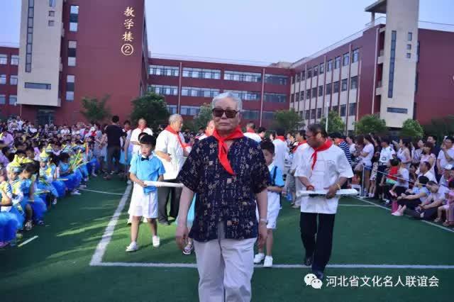 孟津雙語(yǔ)學(xué)校聯(lián)誼會(huì)電話——搭建友誼橋梁，共創(chuàng)美好未來(lái)