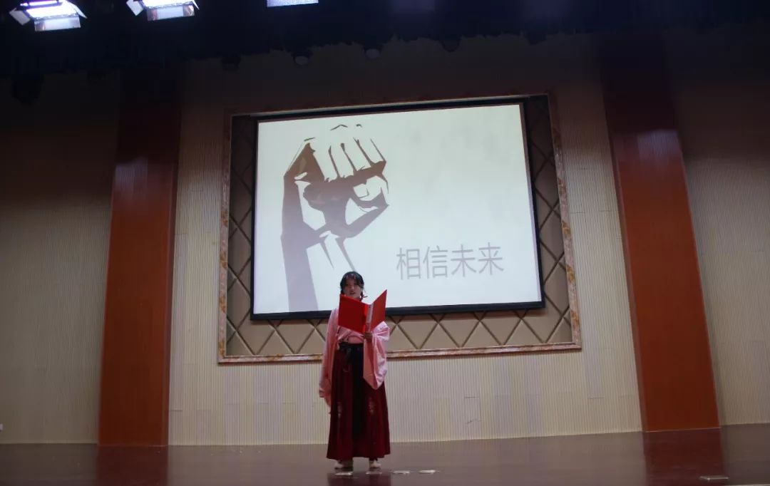 我校受邀參加千載國風(fēng)頌 華章耀古今駐泰高校第二屆中華優(yōu)秀傳統(tǒng)文化節(jié)活動