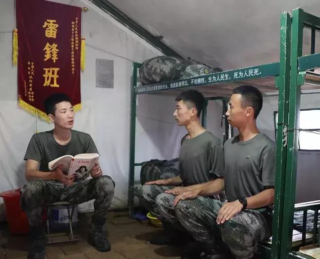 學(xué)校開展學(xué)雷鋒青年志愿服務(wù)活動推動青年參與社會建設(shè)，培育新時代雷鋒精神——以XXXX年活動為例