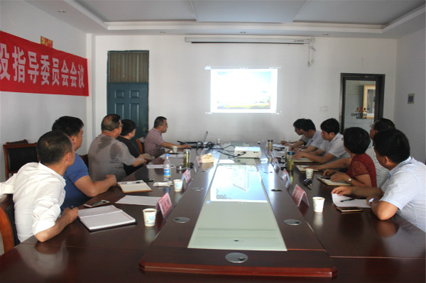 學(xué)校綜合實(shí)訓(xùn)中心項(xiàng)目建設(shè)指揮部召開調(diào)度會(huì)，推動(dòng)項(xiàng)目進(jìn)展，確保教育質(zhì)量