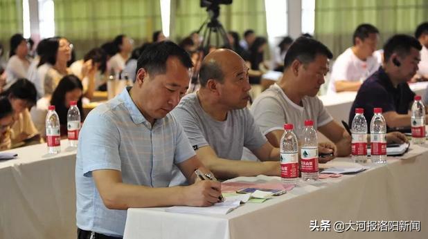 孟津雙語學校職業(yè)技術(shù)學院榜樣學生風采展示活動紀實（第二期）