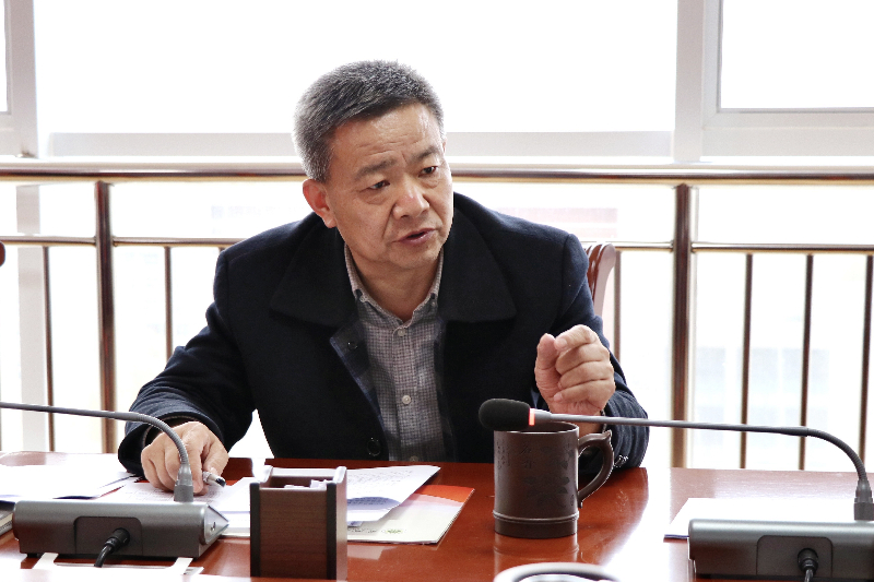 學校召開新雙高建設(shè)項目專家報告會——深化產(chǎn)教融合，共謀高質(zhì)量發(fā)展