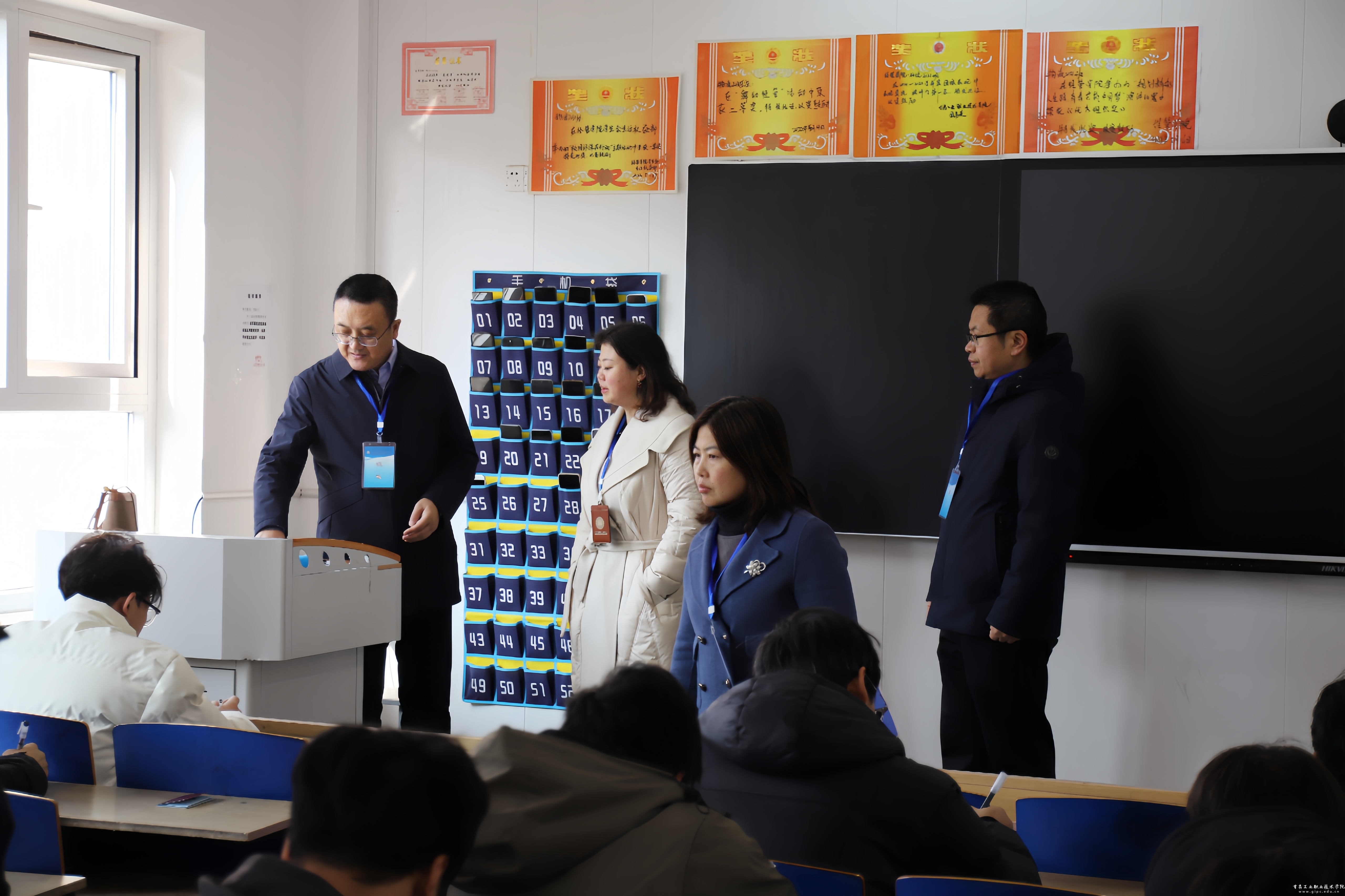 學校領導檢查學期期末考試工作，過程、意義與未來展望
