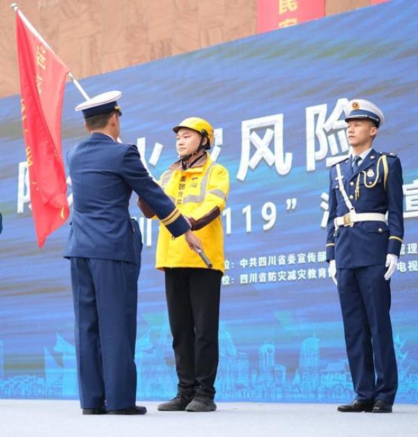學(xué)生工作處迎新入職教師，攜手共創(chuàng)未來，以心會新啟航