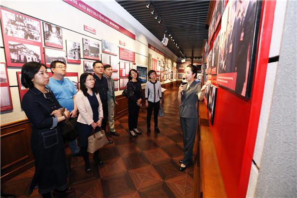山東開放大學(xué)與我校攜手開展主題黨日教育活動(dòng)，共筑黨建新篇章，深化交流合作