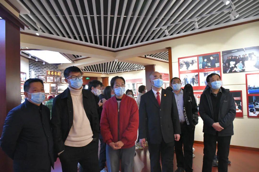 山東開放大學與我校聯(lián)合開展主題黨日教育活動，深化交流，共筑黨建新篇章