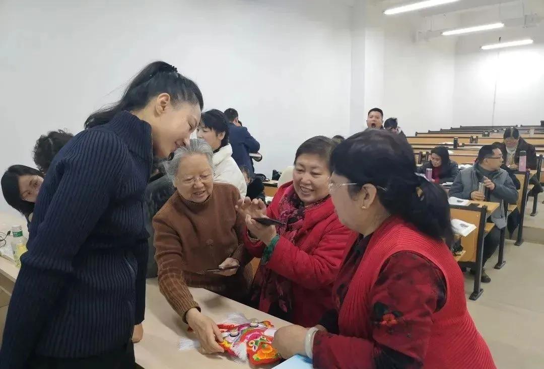 學(xué)校舉行學(xué)生學(xué)歷提升培訓(xùn)班開班儀式