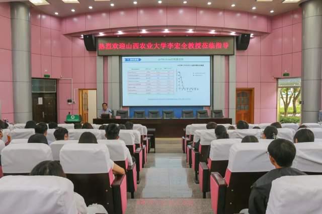 學(xué)校召開產(chǎn)教融合暨辦學(xué)質(zhì)量考核工作會(huì)議——深化合作，提升教育質(zhì)量