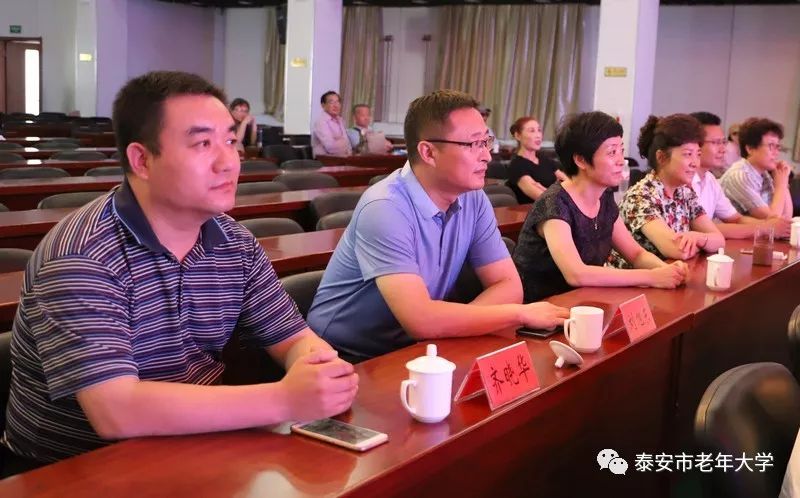 泰安市委老干部局副局長劉智廣一行深情看望慰問學(xué)院退休老領(lǐng)導(dǎo)