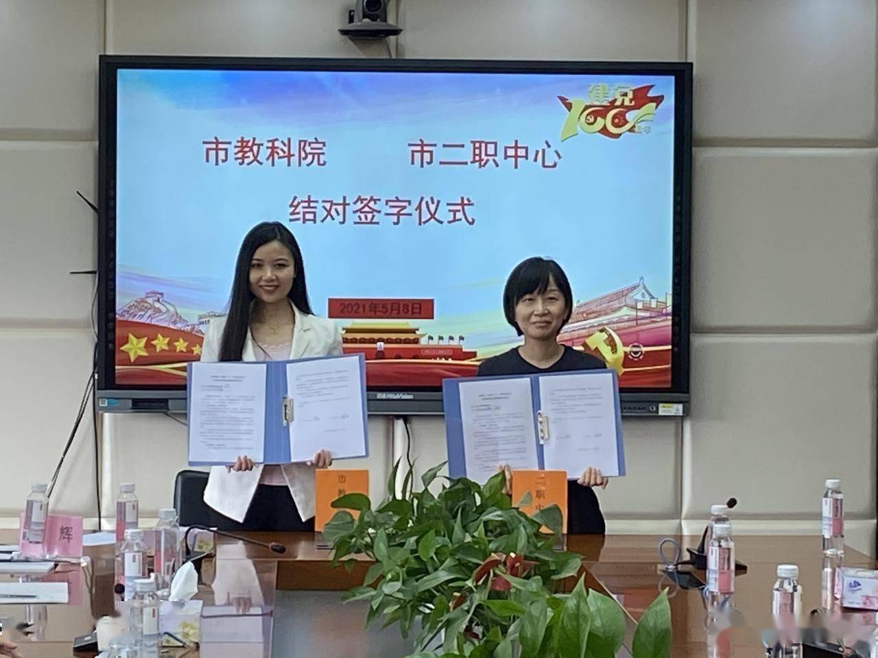喜報！我院在悅享盛世書香·共建文化校園活動中榮獲優(yōu)秀組織單位稱號