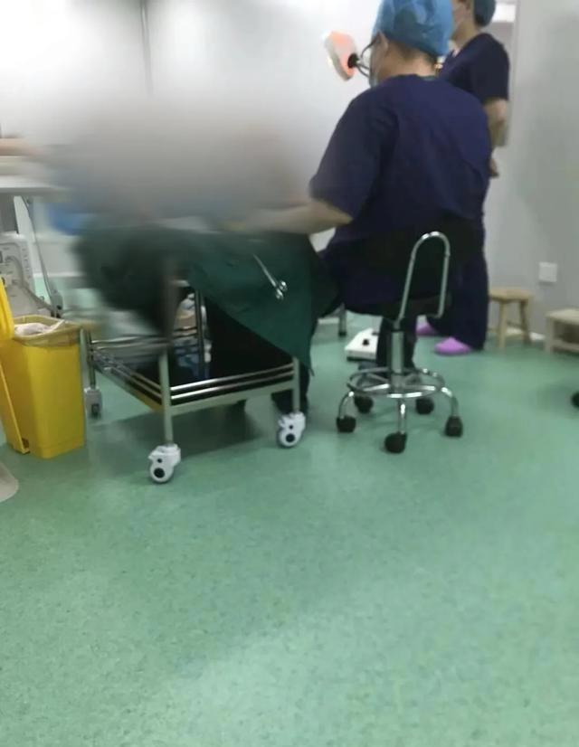 學(xué)院召開實(shí)驗(yàn)室安全工作會(huì)議，筑牢安全防線，推動(dòng)科研發(fā)展助力器