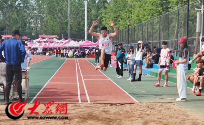 學(xué)院盛大開幕2024春季田徑運(yùn)動(dòng)會(huì)，青春激情的盛宴