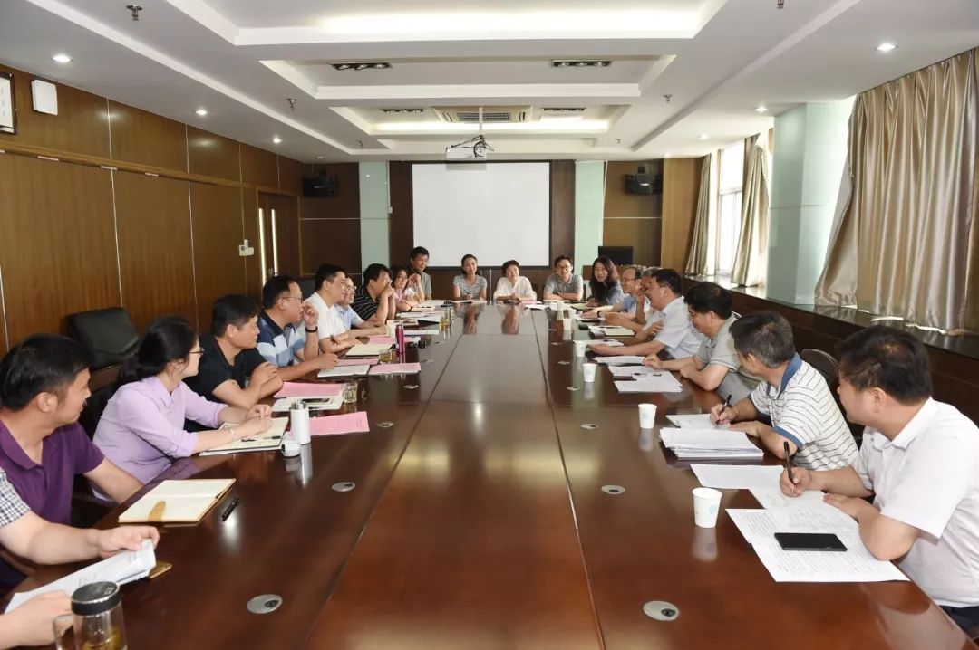 山東省高校雙帶頭人教師黨支部書記工作室負(fù)責(zé)人專題分享——聚焦學(xué)院新學(xué)期學(xué)生工作會(huì)議