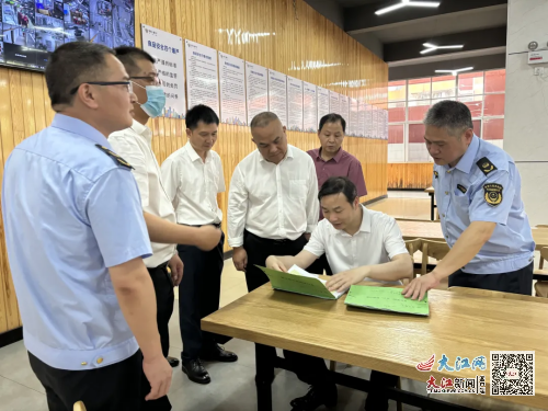唐傳營(yíng)副市長(zhǎng)督導(dǎo)檢查醫(yī)院餐廳食品安全工作與責(zé)任落實(shí)狀況